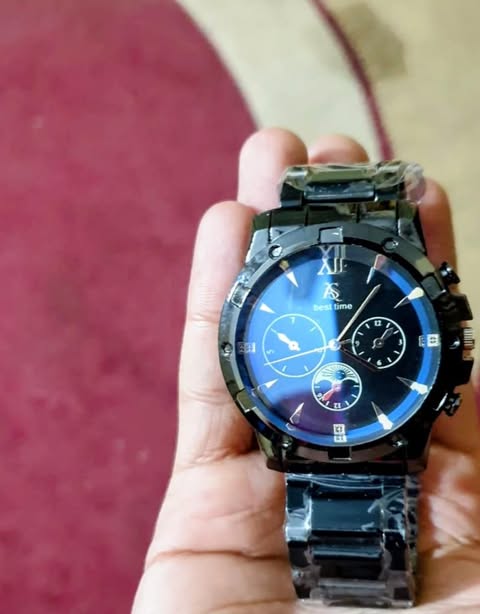 LAKAI DING — Urban Streetwatch