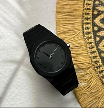 🖤 AURA Black Quartz Watch – Bold & Stylish ⌚